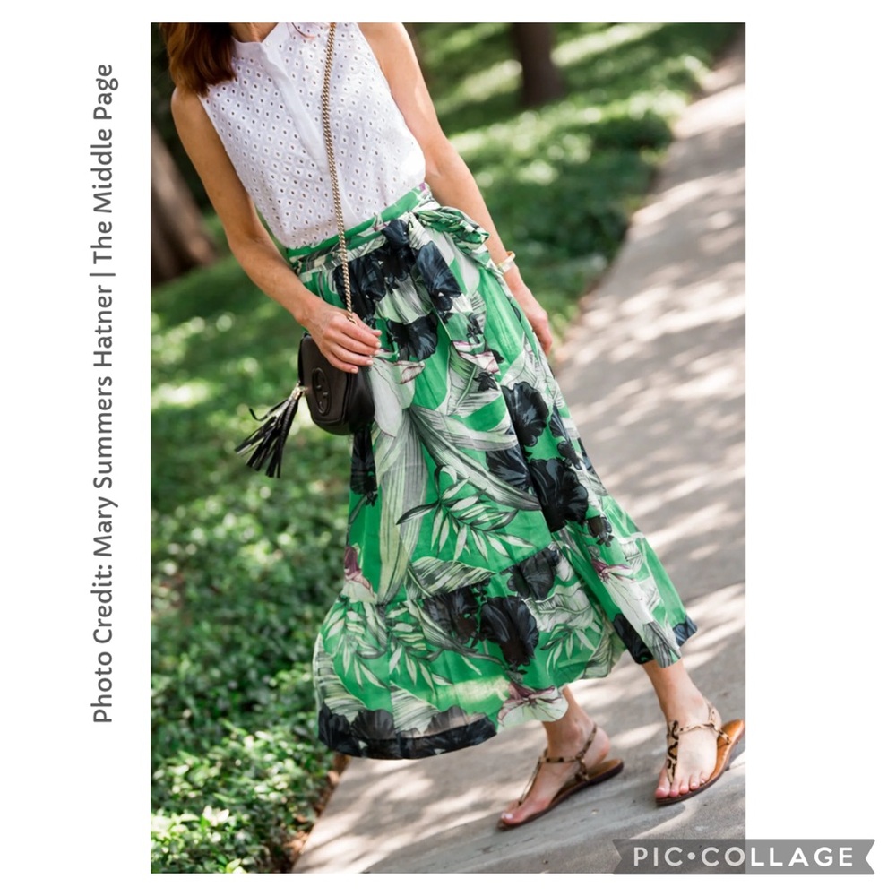 Ann Taylor Green Palm Leaf Print Tropical Flower Maxi Prairie Skirt Size 4